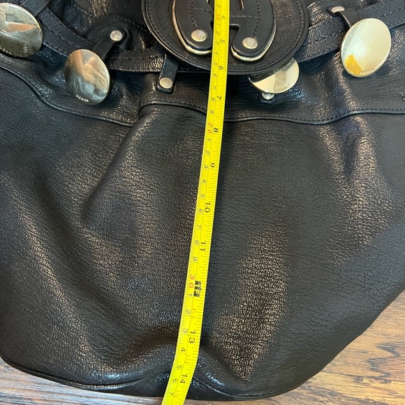 Hogan leather bucket bag - Picture 4 of 10